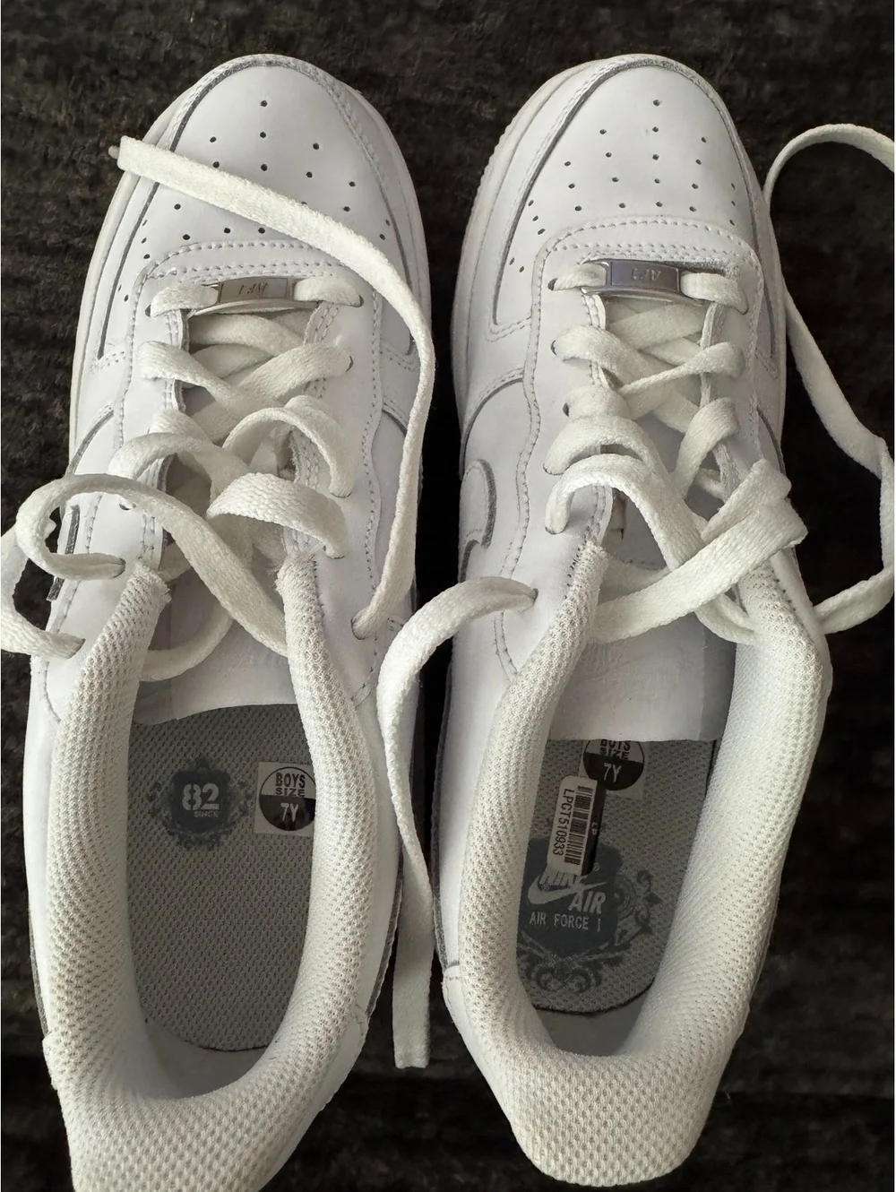 New no box Nike Air Force 1 White Leather Sneakers Size 7Y